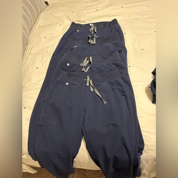 Figs Zamora Scrub Pants S/Tall - Navy - Picture 2 of 5